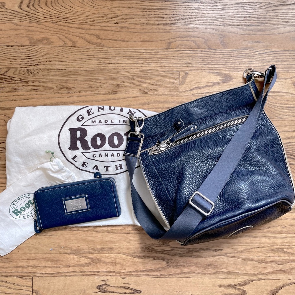 ORIGINAL ROOTS Hobo /Tote Shoulder Bag in Navy Blue. WITH Matching Wallet.